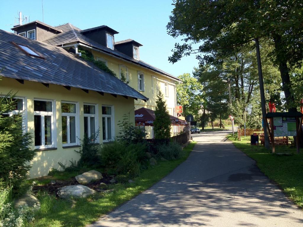 Hotel Leopold Račín Dış mekan fotoğraf